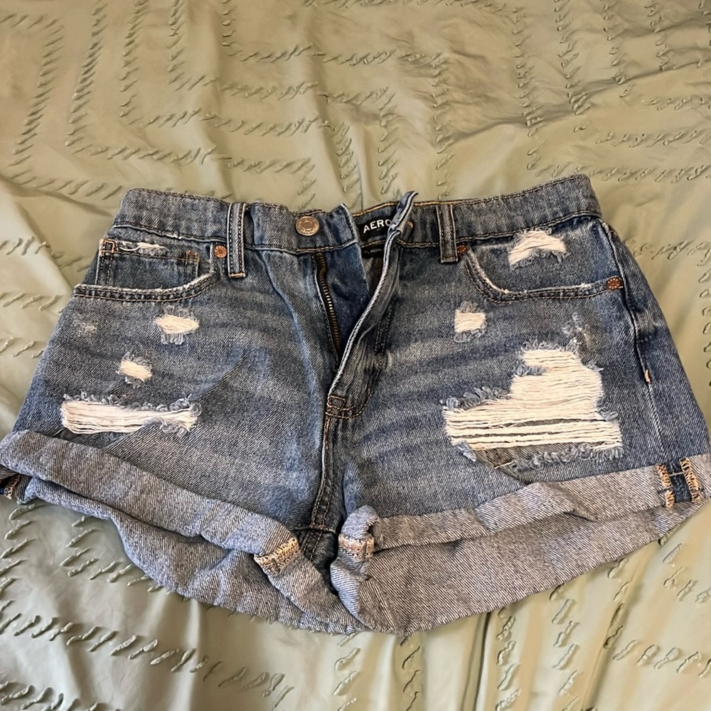 Aeropostale Mom Jean Shorts (size 4)